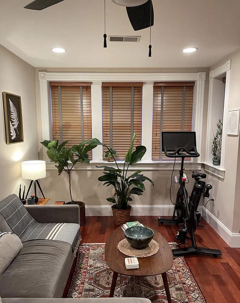 389 Rhode Island Ave NW — Photo 2