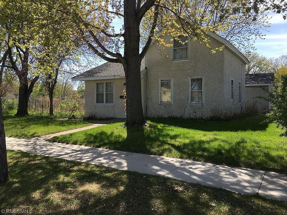 1st image of 419 19th Ave N