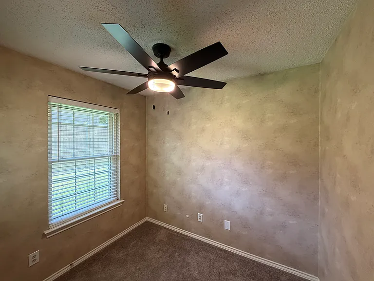 1805 Dunn St — Photo 14
