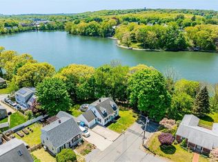 11 Edgehill Ave, Lincoln, RI 02865