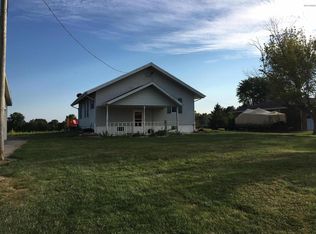 132 Cherry St, Vergennes, IL 62994