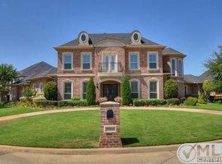 5906 Rosemont Ct, Arlington, TX 76017