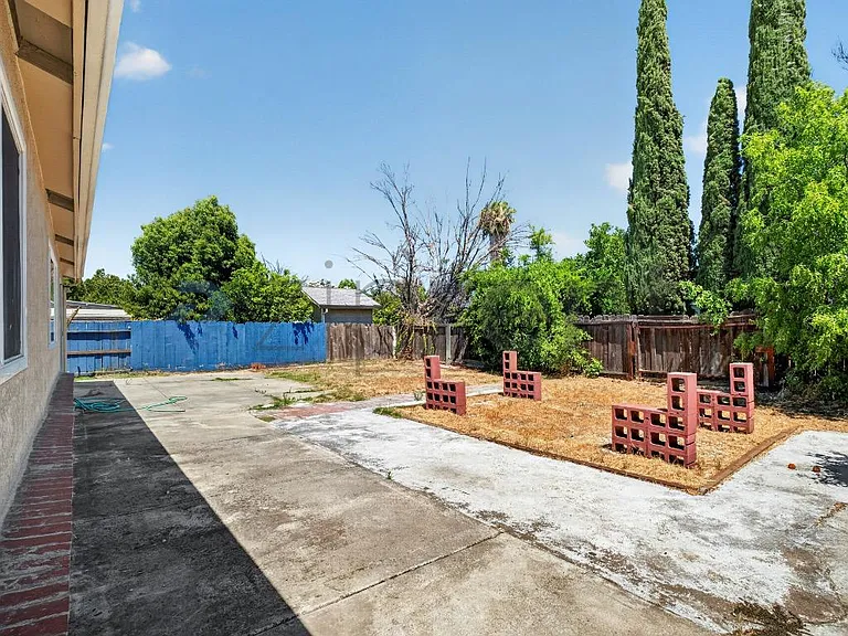 533 Don Carlos Ct — Photo 28