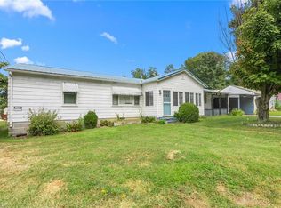 1 Westwood Ave, Thomasville, NC 27360