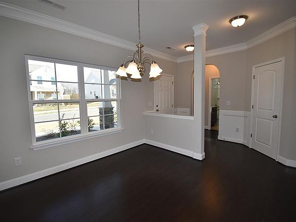 Dining room at entrance