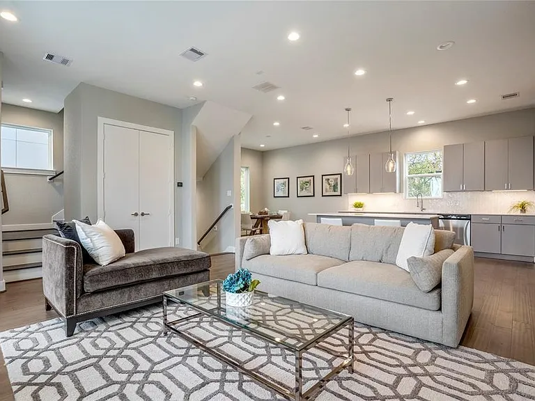 8411 Hempstead Rd #F — Photo 2