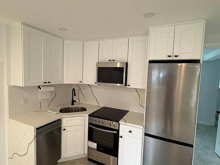 23-60 33rd St #1 — Photo 3
