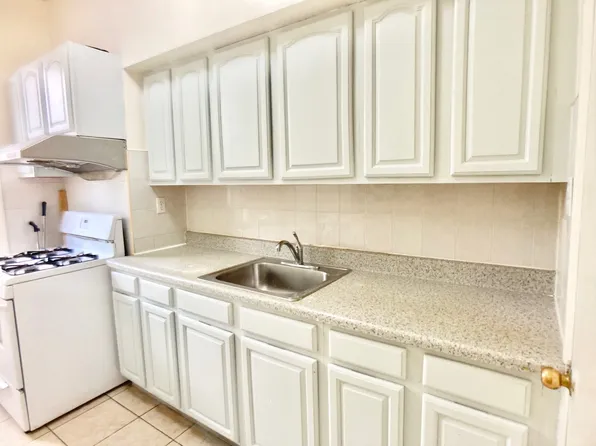 752 54th Street image 9 of 12