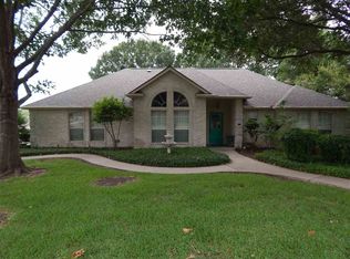 175 Cypress Point, Meadowlakes, TX 78654