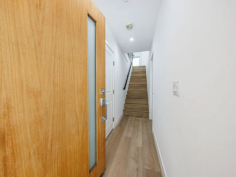 11311 Collins St — Photo 75