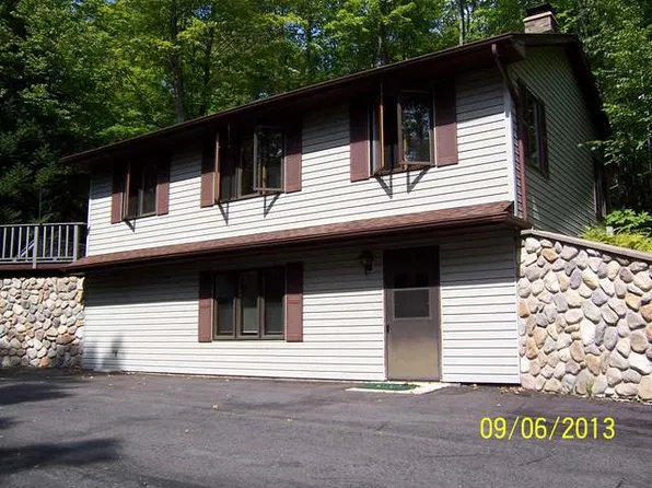 4711 W Shore Dr, Crandon, WI 54520