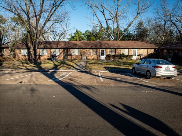 1006 Plum St, Winnsboro, TX 75494