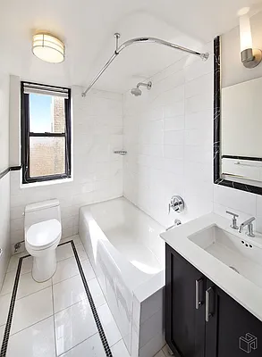 Rented by Halstead Real Estate | media 6