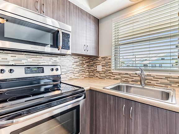 4th image of 2616 Woodette Dr APT 4