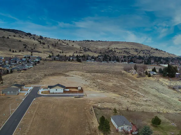 Shalynn Dr #73, Klamath Falls, OR 97603
