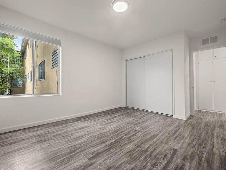 7518 LEXINGTON — Photo 28