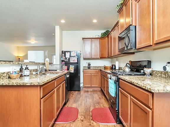 Large, oversized kitchen with plenty of cook and prep space.