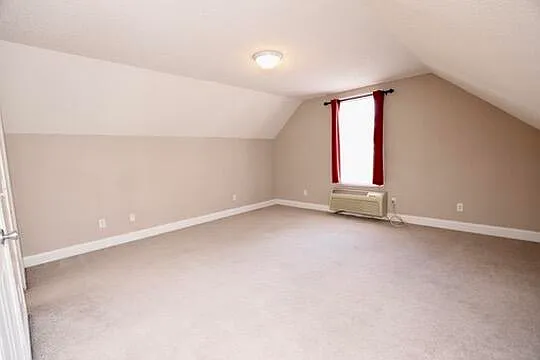 3192 Mayflower Ln — Photo 63