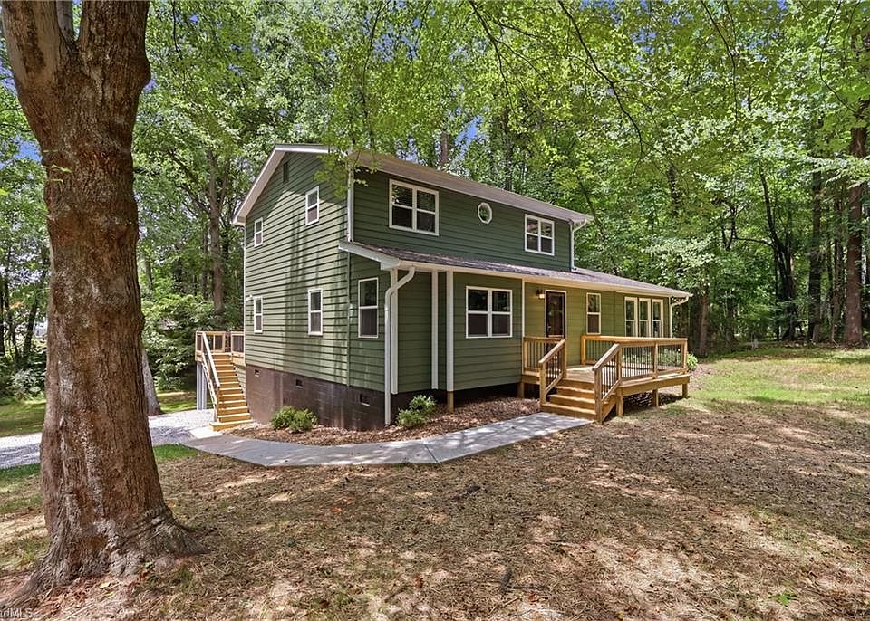 1st image of 125 Fennell Dr