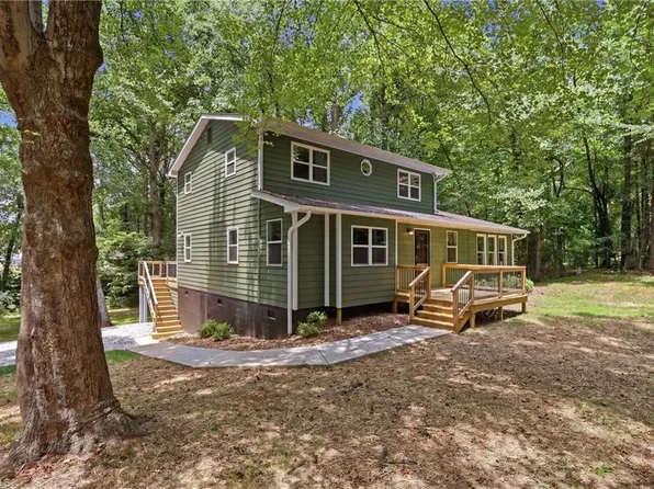 125 Fennell Dr, Kernersville, NC 27284