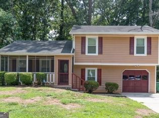 5662 Saint Thomas Dr, Lithonia, GA 30058