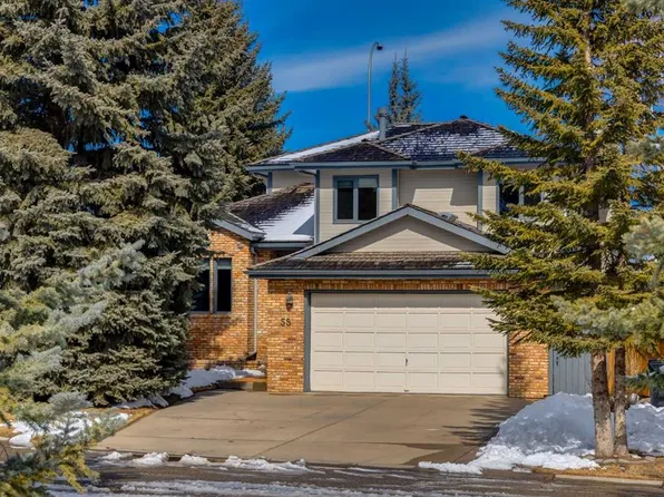 55 S Oakmount Ct SW, Calgary, AB T2V 5B9