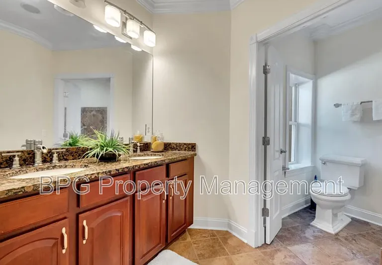 901 N Carolina Ave SE #2 — Photo 25
