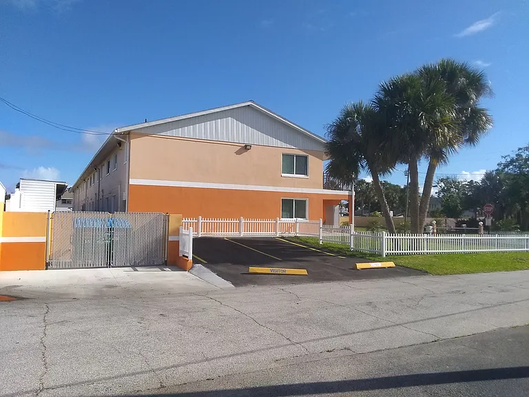 2350 S Palmetto Ave #A — Photo 17