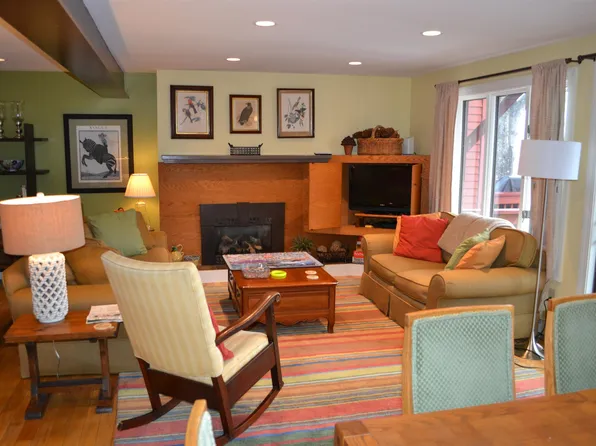 350 Lyman Batcheller Road #A, Hartford, VT 05059