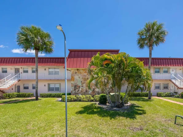 12016 S Greenway Cir Circle S #105, Royal Palm Beach, FL 33411