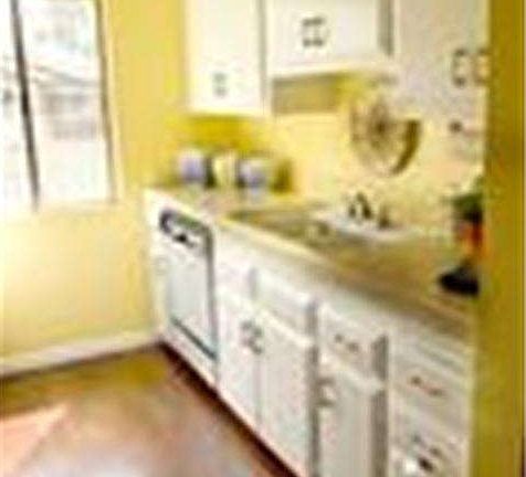 4th image of 188 Temple Ave Unit 202
