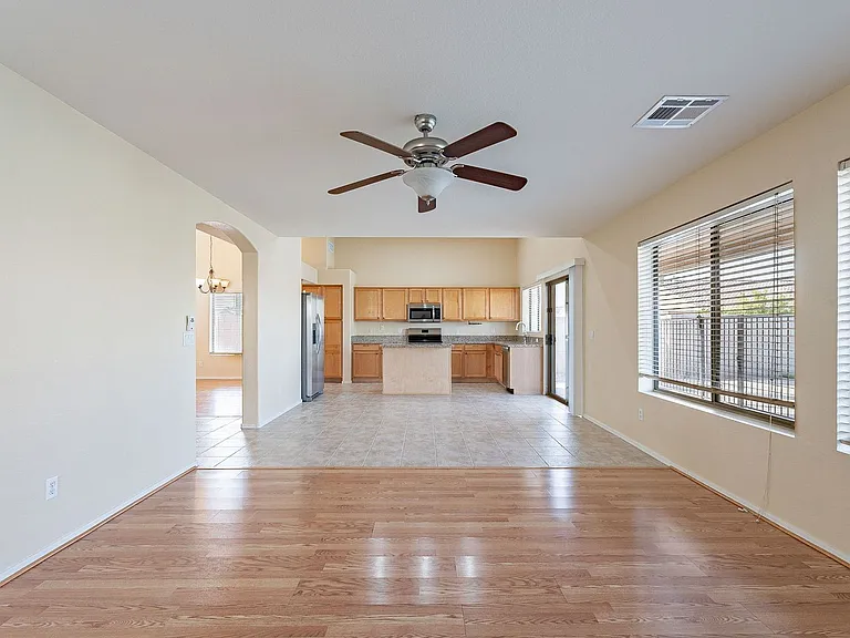 20434 N 92nd Ln — Photo 24