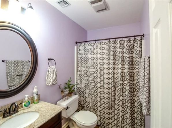 115 Saxony Dr