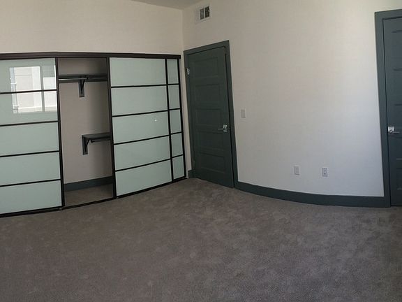 4th image of 121 N Clark Dr APT 401
