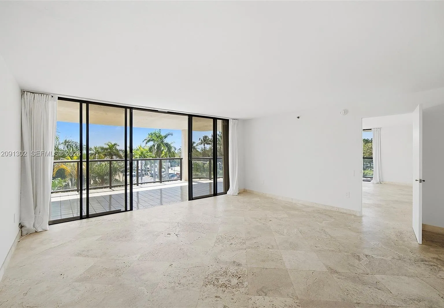 The Coconut Grove Bayshor — Photo 1