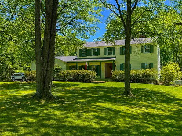 114 Hershey Rd, Franklin, PA 16323