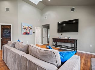 1736 W Live Oak St #ID1253747P, Fredericksburg, TX 78624