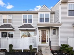 321 Eagle Ct #204, Jamison, PA 18929