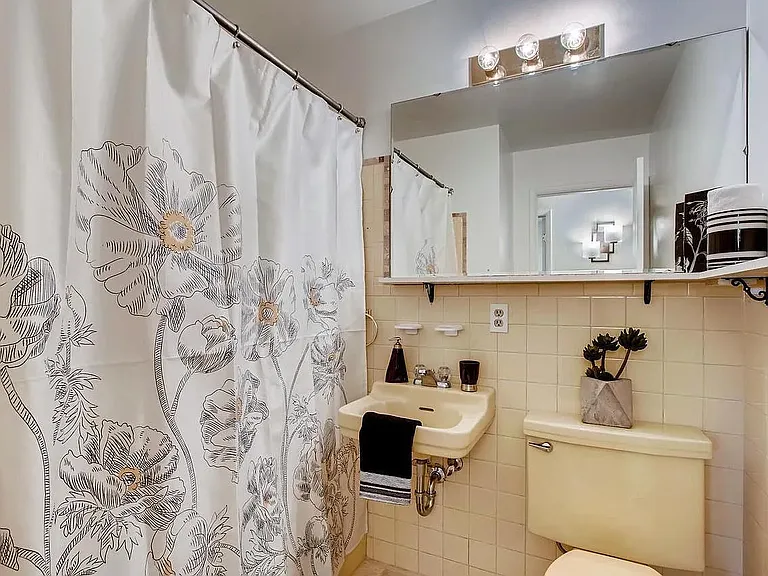 2493 Braun Ct — Photo 15