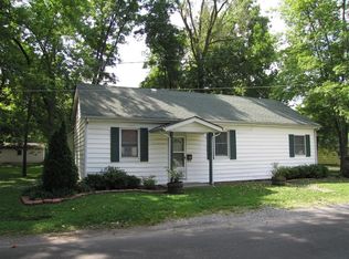 42 W George St, Mascoutah, IL 62258