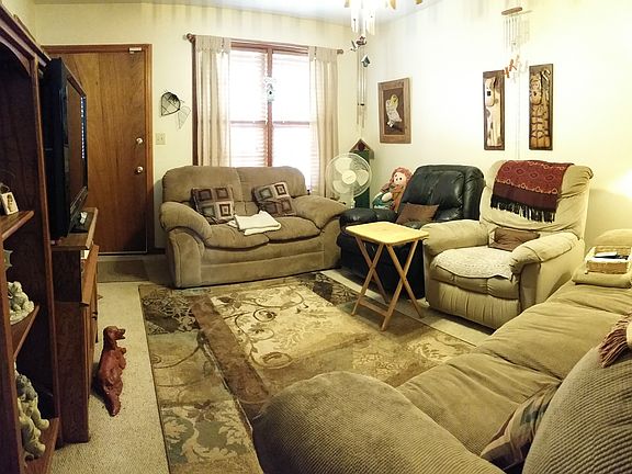 4th image of 9852 Berrywood Dr