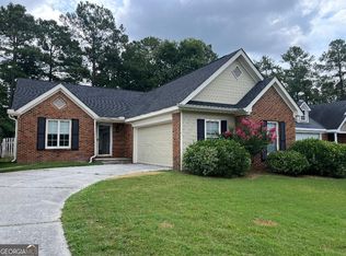 305 Foxcroft Ln, Macon, GA 31220