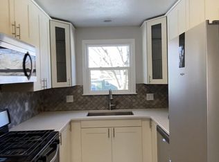 5326 Juniper St, Mission, KS 66205