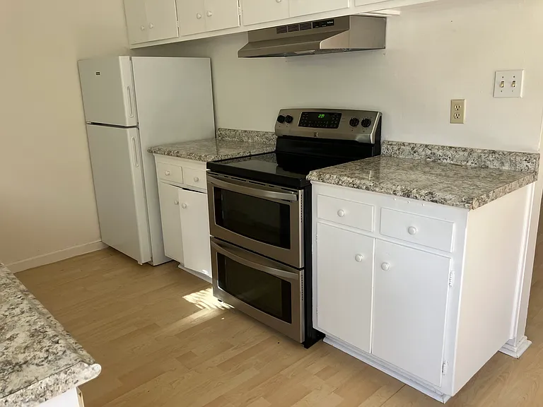 1059 Rio Ln #A — Photo 6