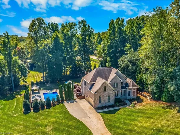 7479 Fox Chase Dr, Trinity, NC 27370