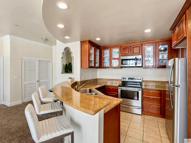 450 N Arlington Ave #1403 — Photo 13