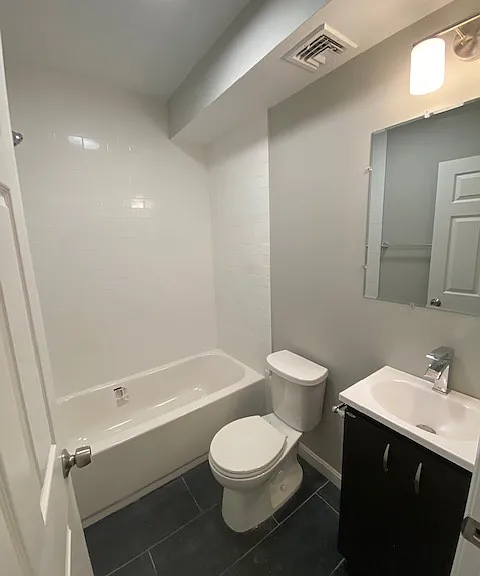 312 Meridian St #1 — Photo 7