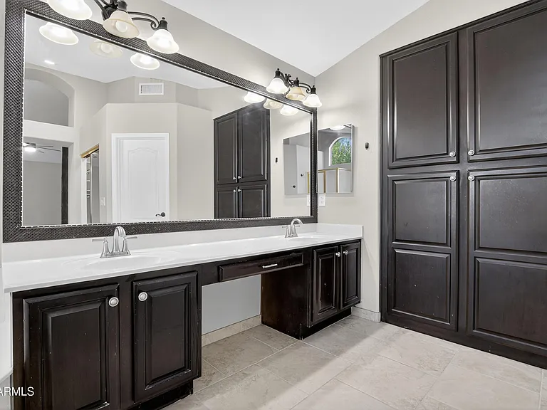 4302 E Mossman Rd — Photo 37