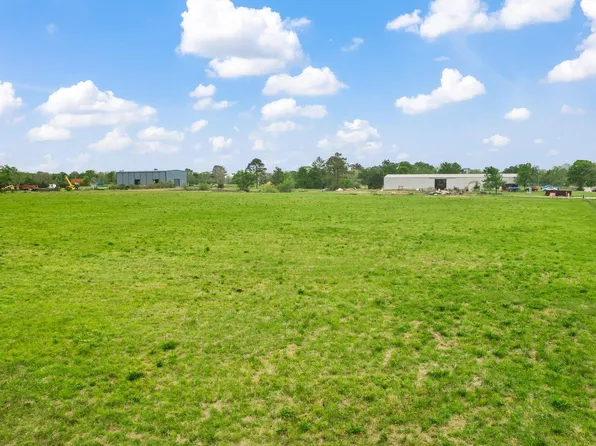 3063 Fm 1413, Dayton, TX 77535