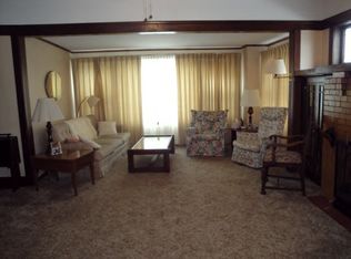 712 S 3rd St, Hoopeston, IL 60942